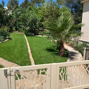 https://villa-bella-la-seyne-sur-mer.fr-provencehotel.com